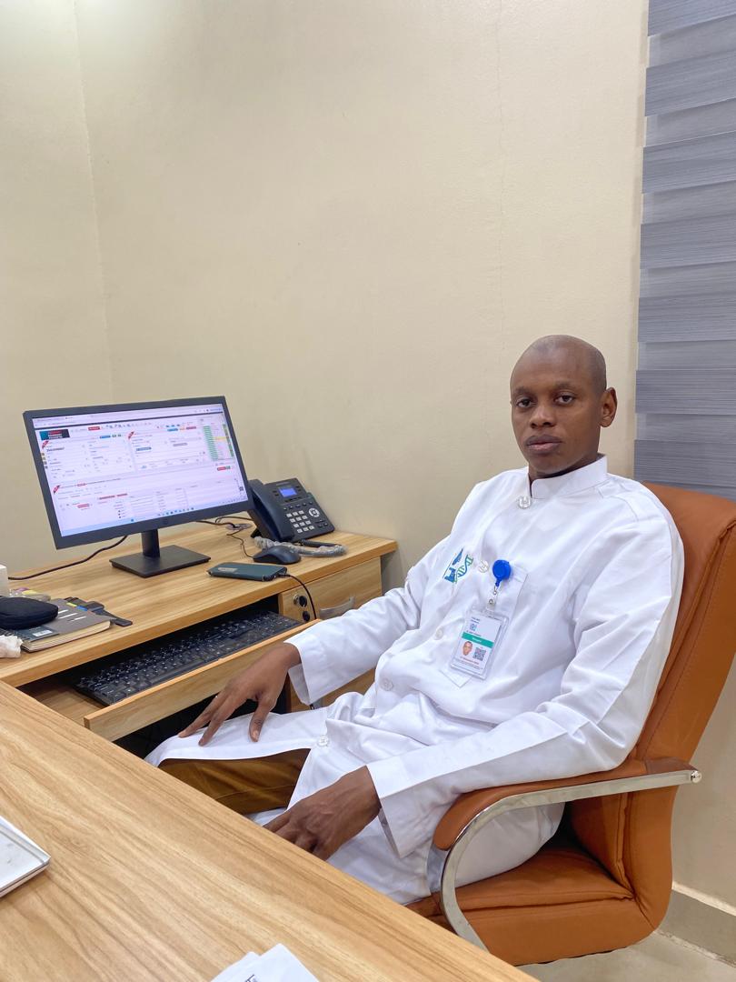 DR_SIBY_TIDIANI_LABORATOIRE_TDS_BAMAKO_MALI_BOXYLAB