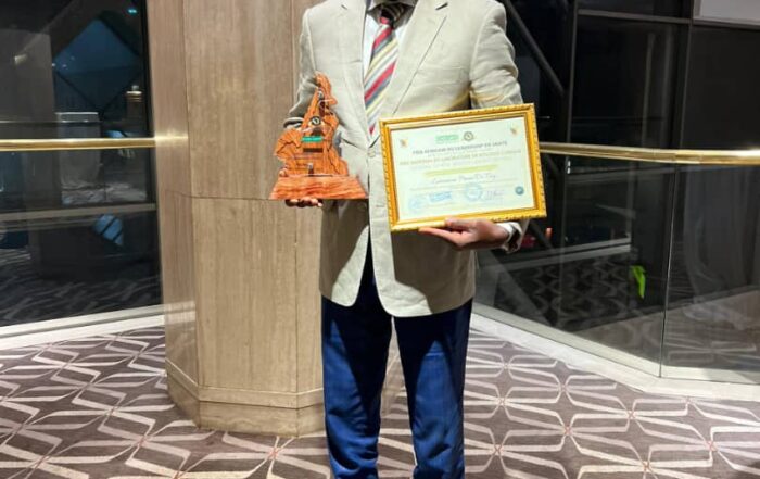 laboratoire_prima_DR_TANG_cameroun_prix_meilleur_labo_PALSA_BoxyLab